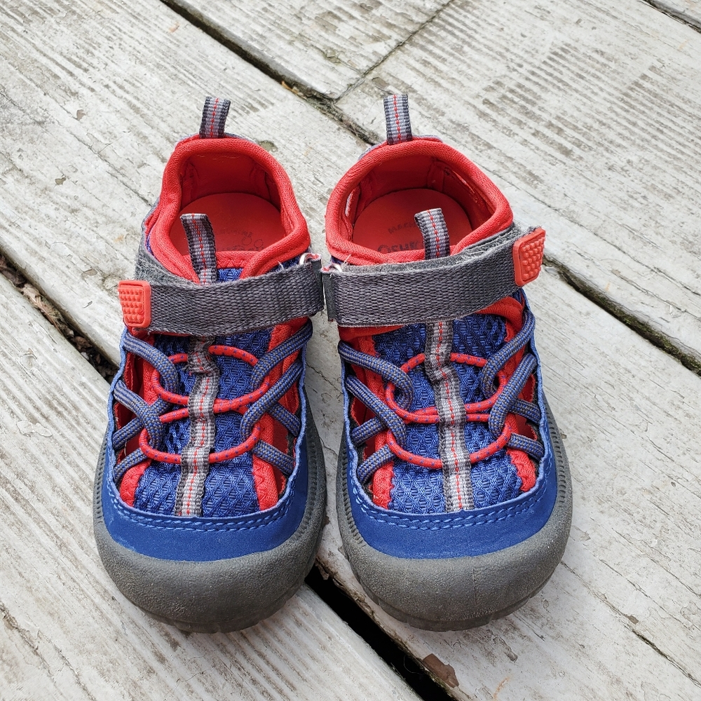 OshKosh Toddler Boy's Hiking/Water Sandals